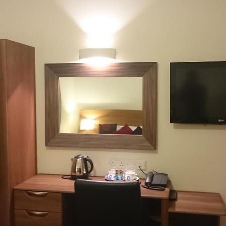 Gateway Express Hotell Newport  Exteriör bild